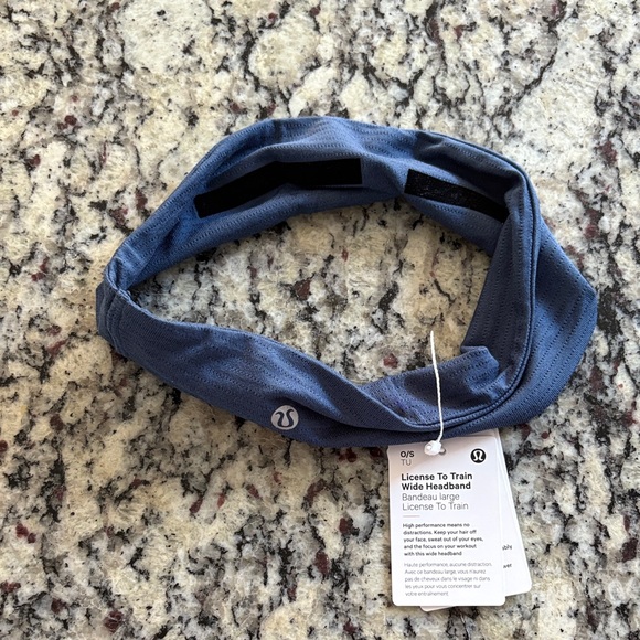 lululemon athletica Accessories - Lululemon License To Train Headband